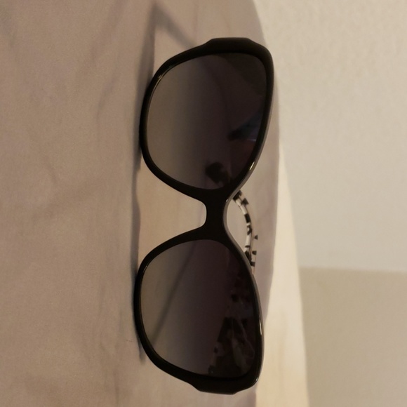 Coach  Sunglasses - Picture 1 of 5